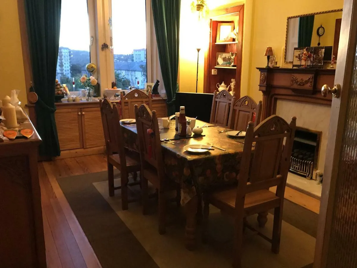 Moat Place Homestay Edinburgh